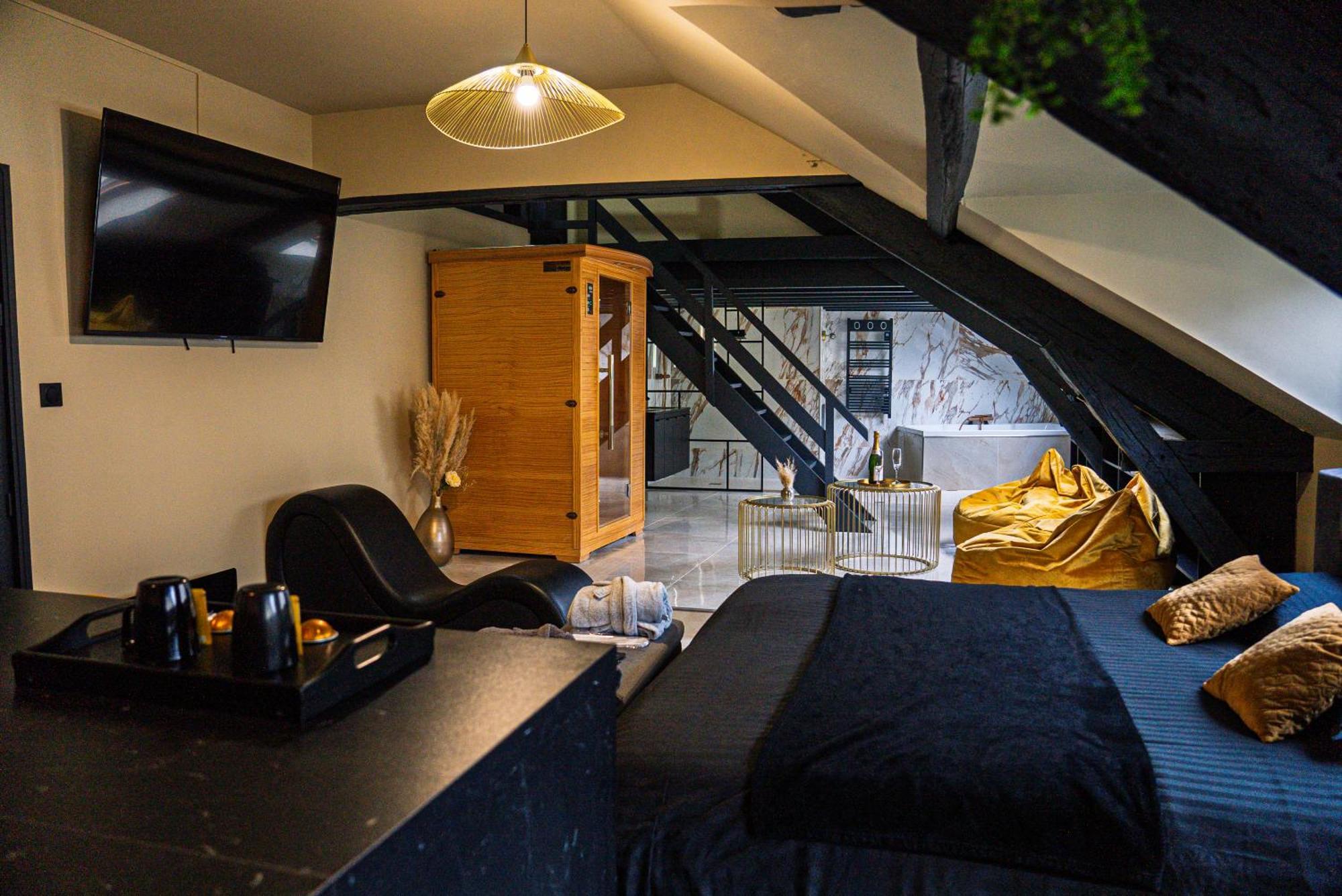 La Marble Room - Suite Balneo & Sauna Angers Exteriör bild